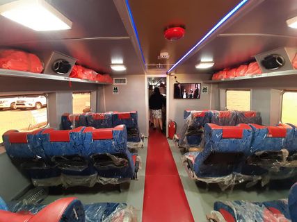Evaristo and Sons Sea Business inside photo