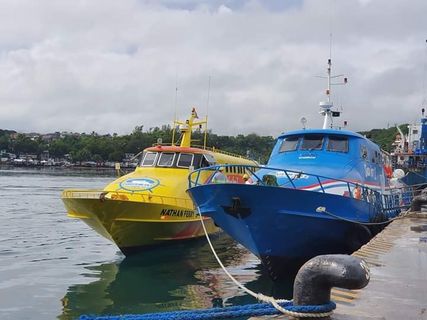 Evaristo and Sons Sea Business outside photo