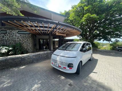 Oasis Travel Minivan 5pax fotografía exterior