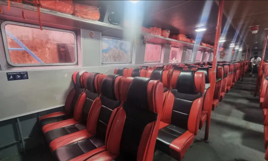 Evaristo and Sons Sea Tourist inside photo