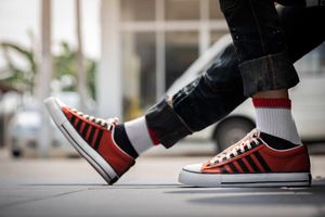 รองเท้าผ้าใบ