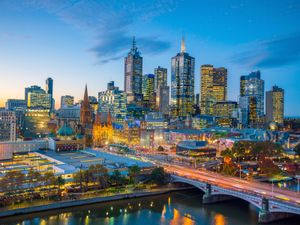 Melbourne city skyline at twilight, Victoria, Australia.