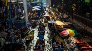 The Damnoen Saduak Floating Market. Credit: Unsplash.