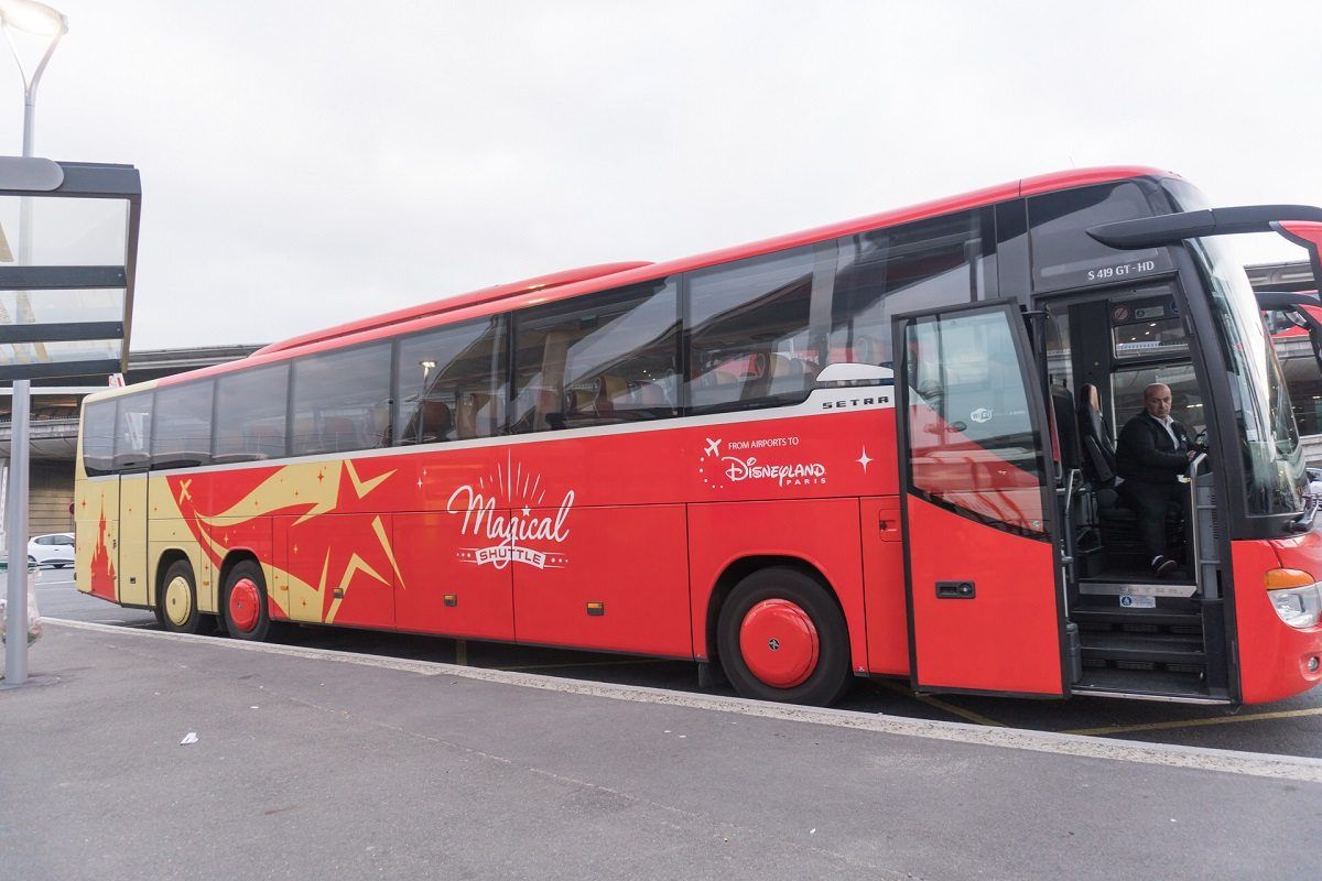 Buses from Orly Airport South Terminal to Disneyland Hotel